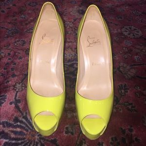 Christian Louboutin neon women’s peep toe pump